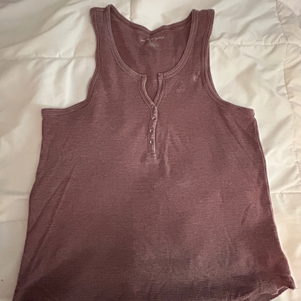 american eagle maroon tank top size small